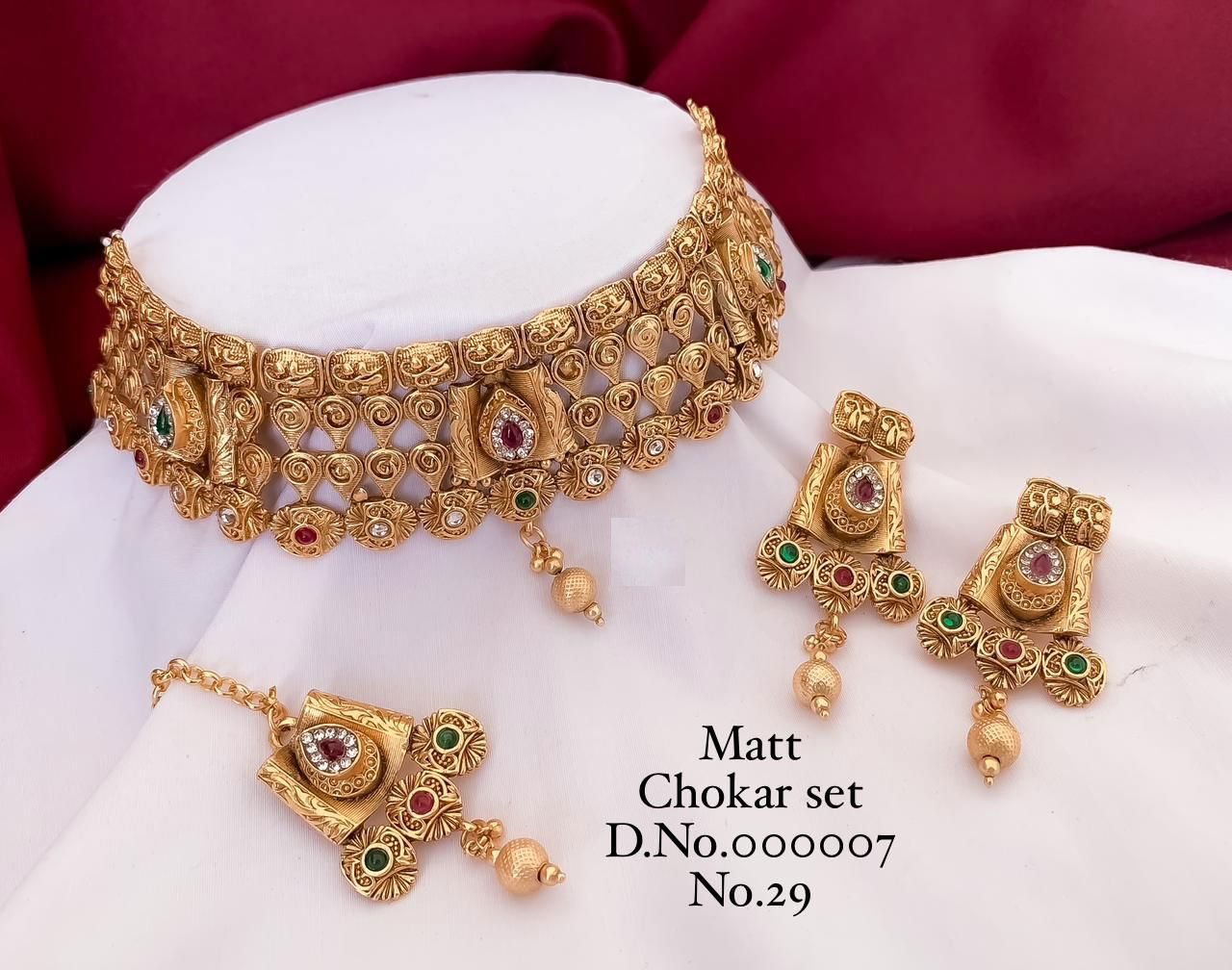 Matte Gold Chokar Set Earning With Mag Tikka Catalog
